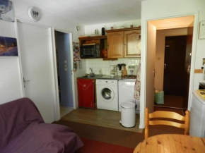 Studio cabine 4 pers. proche pistes, balcon, parking, animaux admis - FR-1-557A-32